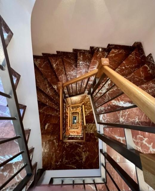 Aparthotel El Serch Andorra la Vella Luaran gambar