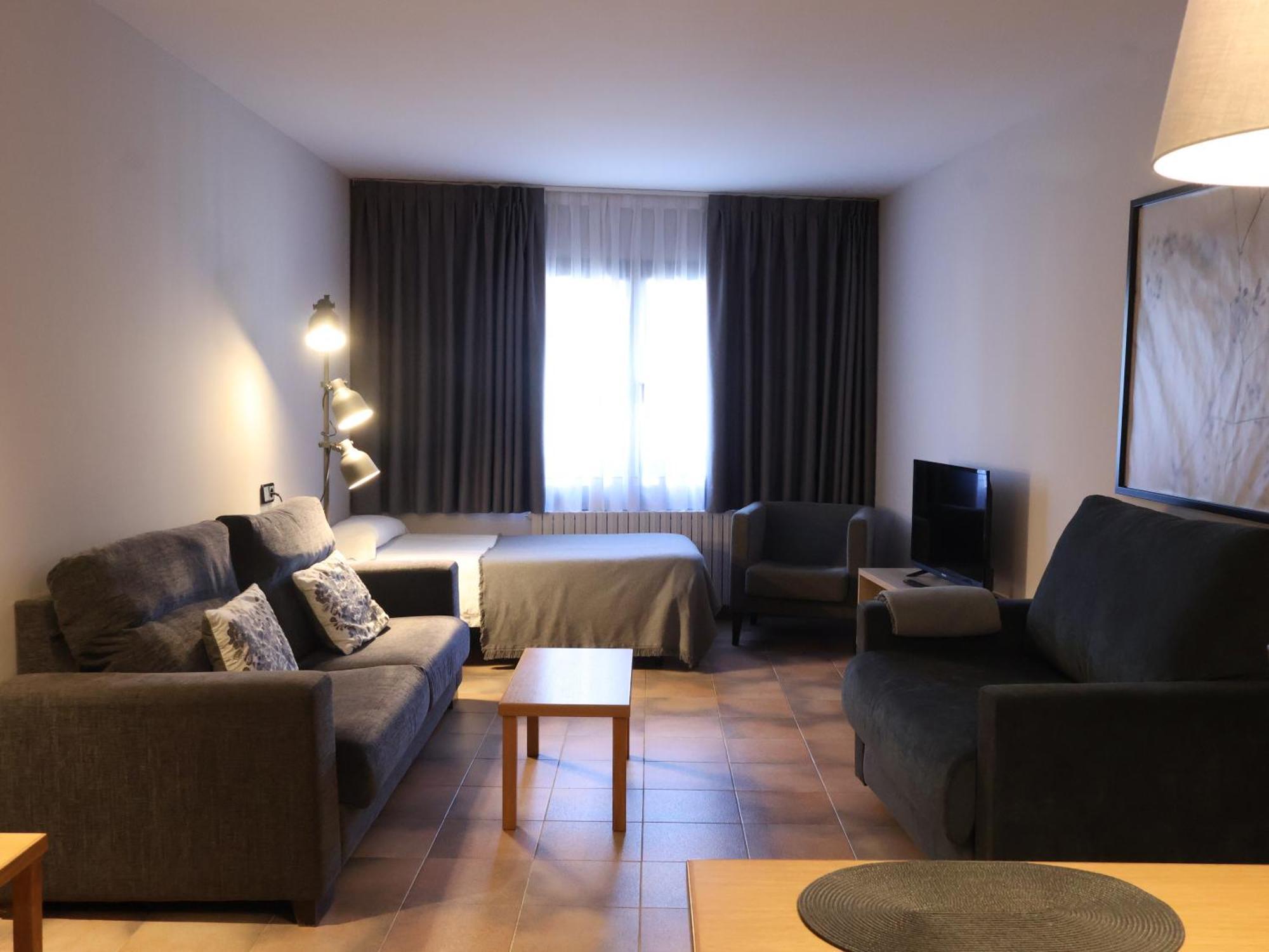 Aparthotel El Serch Andorra la Vella Luaran gambar