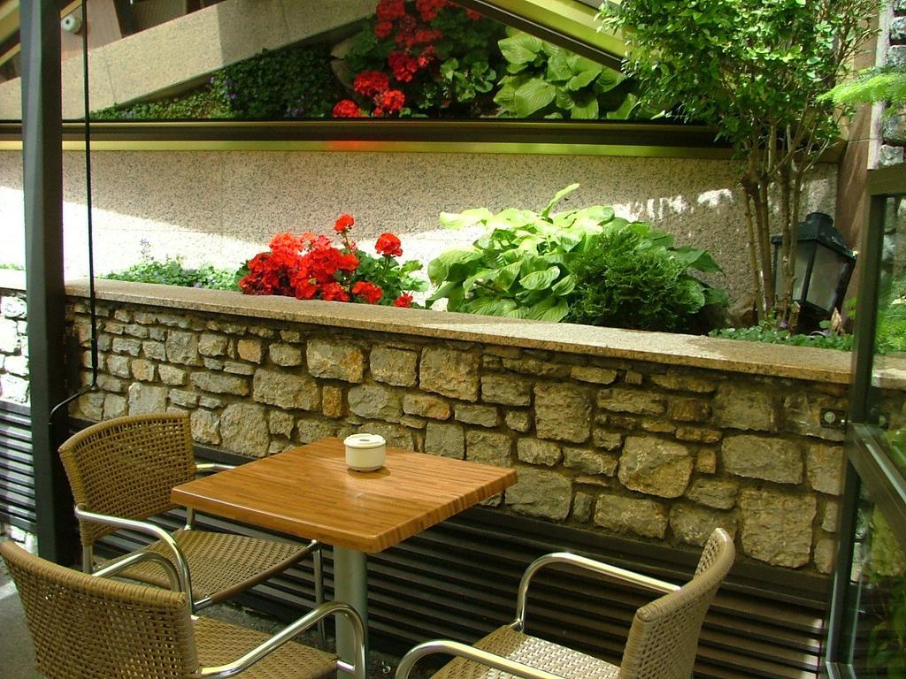 Aparthotel El Serch Andorra la Vella Luaran gambar